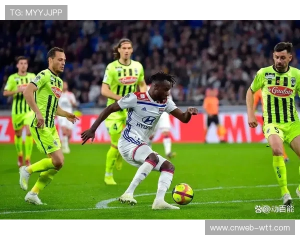 朗斯3-1逆转雷恩暂登法甲积分榜首位